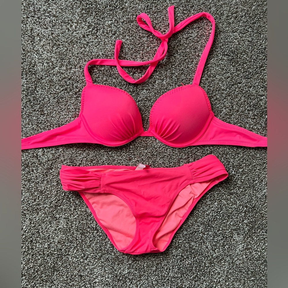 VS Hot Pink Bikini
